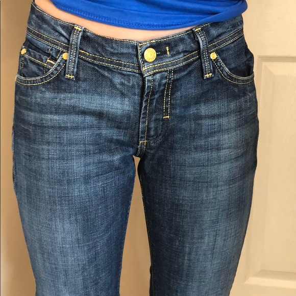 Jeans trimmed in gold - Picture 2 of 8